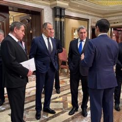 El Kremlin afirma que representantes rusos y ucranianos se reunieron en Abu Dhabi