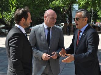 El motivo por el que Cornejo no quiere perder el control del Colegio de Abogados