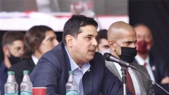 Quien asumirá el cargo de presidente de Estudiantes tras la sanción a Verón