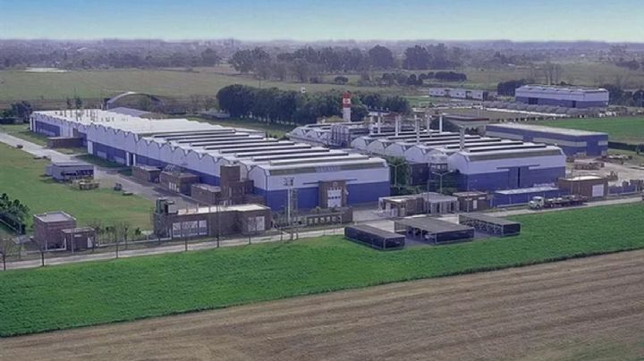 Alertan por el cierre de empresas y apuntan a las importaciones