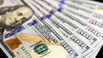 El dólar oficial cerró la semana a la baja 