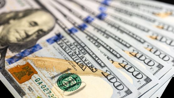 El dólar oficial cerró la semana a la baja 