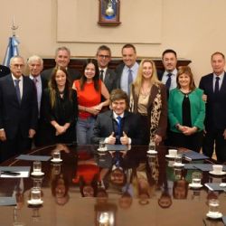 Milei se reunió con el nuevo Gabinete