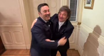 El curioso video de la reunión de Gabinete musicalizado con una canción de James Brown