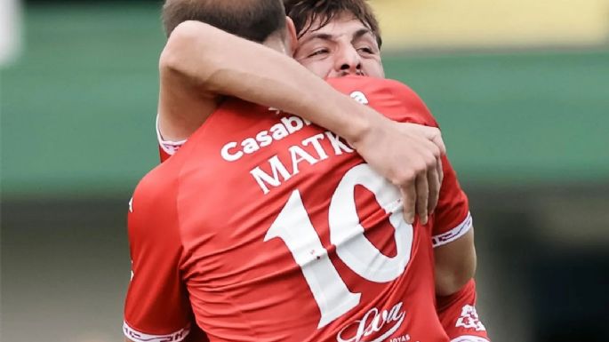 Huracán sorprendió a Defensa y Justicia y puso la zona A al rojo vivo