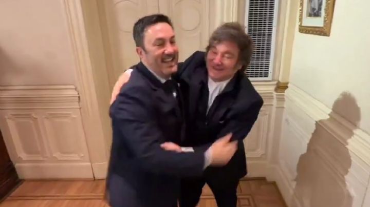 El curioso video de la reunión de Gabinete musicalizado con una canción de James Brown