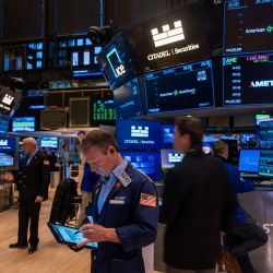 El riesgo país rompió el piso de los 500 puntos y suben los bonos argentinos