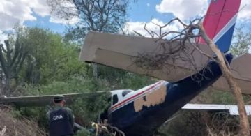 Una avioneta que transportaba 140 kilos de cocaína se estrelló en Salta: hay dos detenidos