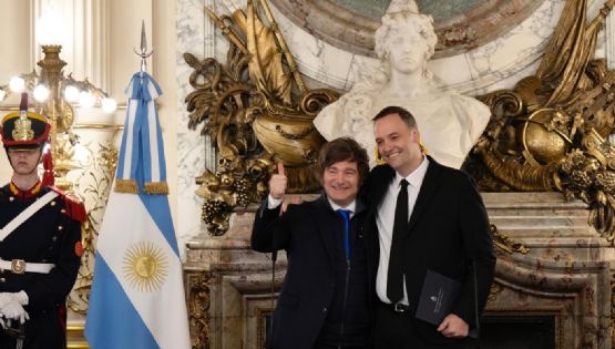 Adorni presentó el resumen semanal con eje en la baja de la pobreza