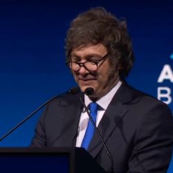 El Gobierno prepara una cumbre ampliada de gobernadores con Milei