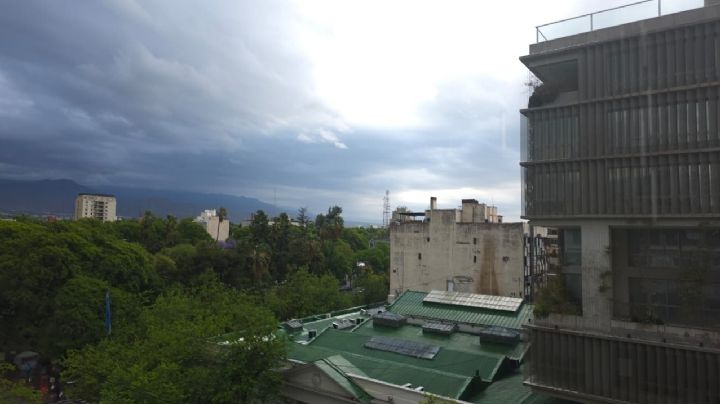 Pronóstico: sigue la alerta por tormentas y no descartan la caída de granizo 