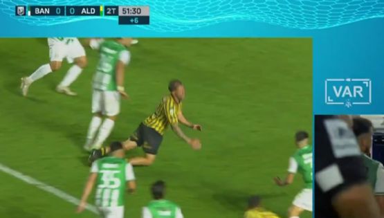 Otro robo descarado: Aldosivi le ganó a Banfield con un penal inventado por el VAR