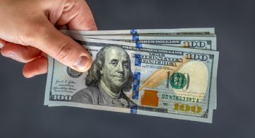 El dólar oficial inició el 2026 en alza