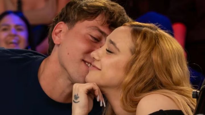 El apasionado beso entre Ángela Torres y Marcos Giles que “rompió” las redes 