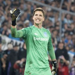 Cambeses y el agua "bendita" que lo convirtió en héroe en el adiós de Gabriel Arias