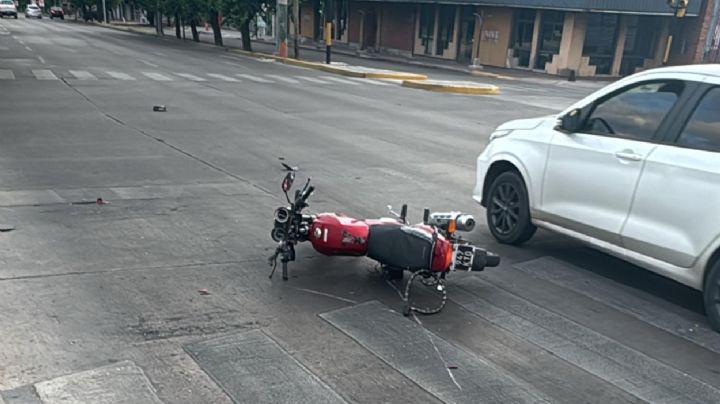 Un policía resultó herido tras un accidente en moto 