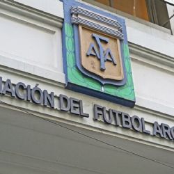 La AFA afirma que presentó sus balances y denunció presiones de la IGJ
