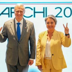 Jara y Kast cruzan golpes bajos, acusaciones y reproches en un tenso debate