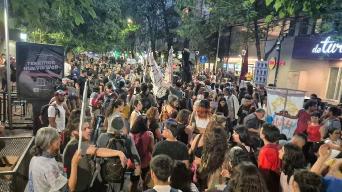Casi 10 mil personas contra San Jorge por el centro de Mendoza