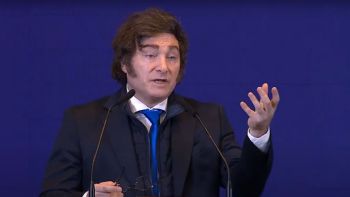 Milei viajó a Hungría para participar en un foro liberal conservador