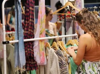 Pese a la baja del consumo, subió 3,5% la cantidad de comercios habilitados en un año en Ciudad