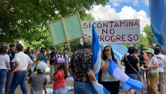 Ambientalistas viralizaron flyers con recomendaciones “en caso de detención” 