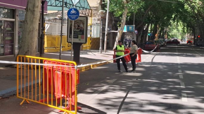 Comenzó la restricción de estacionamiento cerca de la Legislatura