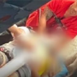 Un hincha de Gimnasia cayó desde la tribuna en el clásico y está grave