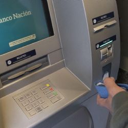 En febrero, los salarios volvieron a perder contra la inflación