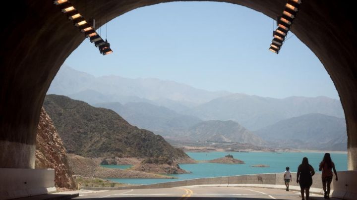 Mendoza: la espiral de la precariedad y la puerta de salida