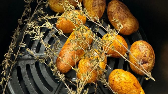 Cómo limpiar una freidora de aire sin estropearla con la magia del vinagre