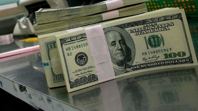 Cuántos dólares tienen los argentinos en sus casas