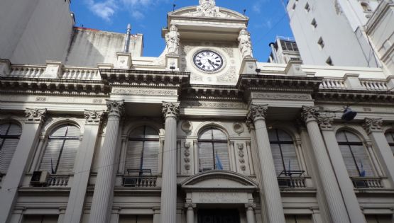"Con este nuevo régimen van a empezar a circular más dólares"