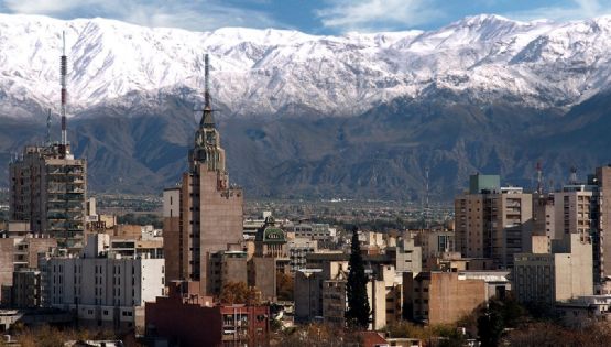 Una apuesta a democratizar el discurso público