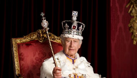 Cuántas monarquías existen en la actualidad 