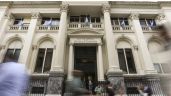 Foto ilustrativa de la nota titulada: El dólar cerró a $1375 con cotización máxima de $1382 en bancos