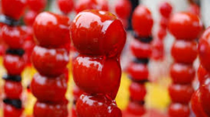 Cómo se hace el tanghulu, el postre coreano viral
