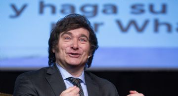 Euforia de LLA tras los resultados de las legislativas