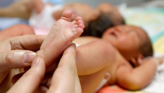 Bajó la pobreza y subió la mortalidad infantil en Mendoza
