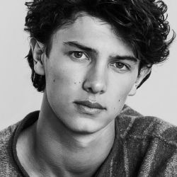 Nicolás de Dinamarca, el "príncipe" que trabaja como modelo 