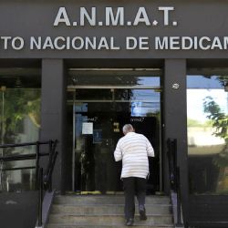 Anmat elimina controles para importar cosméticos