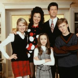 Dónde ver todas las seis temporadas de La Niñera gratis y sin riesgo de virus