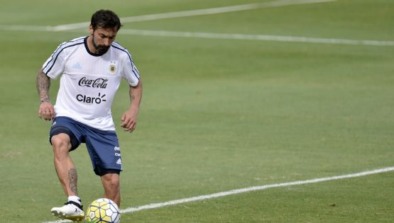 La emoción de Lavezzi tras el debut de su hijo en Unión