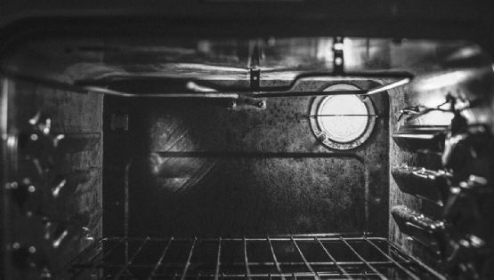 La forma más simple de limpiar un horno eléctrico sin esfuerzo