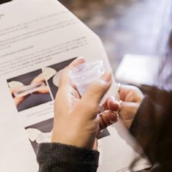 "Programas ideológicos": Nación no entregará más copas menstruales