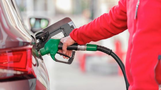 El Gobierno dispuso un aumento parcial del Impuesto a los combustibles