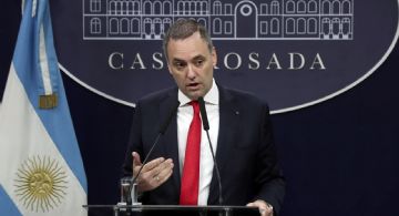 El Gobierno eliminará el asueto Día del Empleado Público