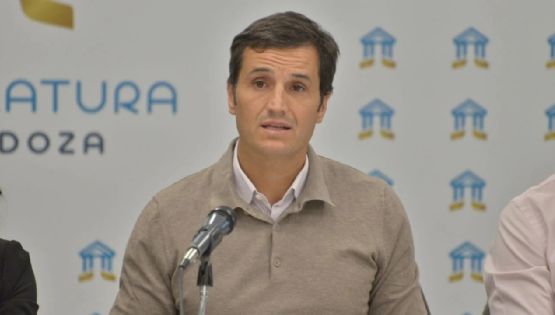 Doble cargo en el gobierno de Cornejo