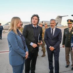Perder identidad: el precio que pagará Alfredo Cornejo si acuerda con Javier Milei