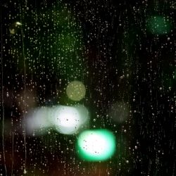 ¿Por qué el sonido de la lluvia ayuda a combatir el insomnio?